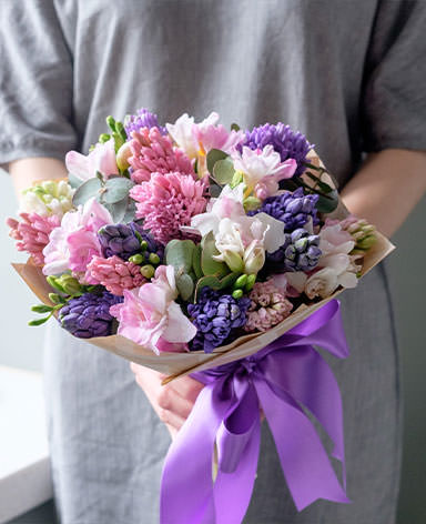 Бесплатная доставка цветов в Янгиюле